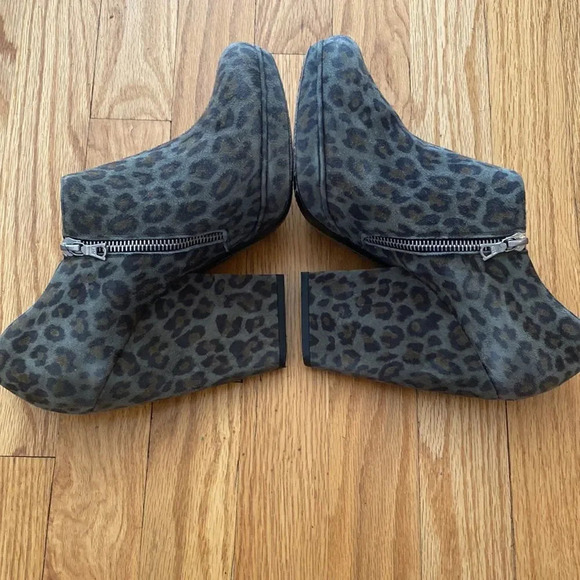 DRIES Van Noten sz 40 wedge heel green black suede booties side zip, gorgeous! - Picture 6 of 11